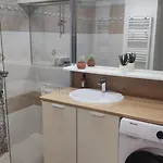 Apartment T2 Meuble A 300m De La Saint-Raphael (Var)