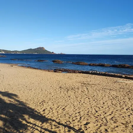 Apartmán T2 Meuble A 300m De La Saint-Raphaël