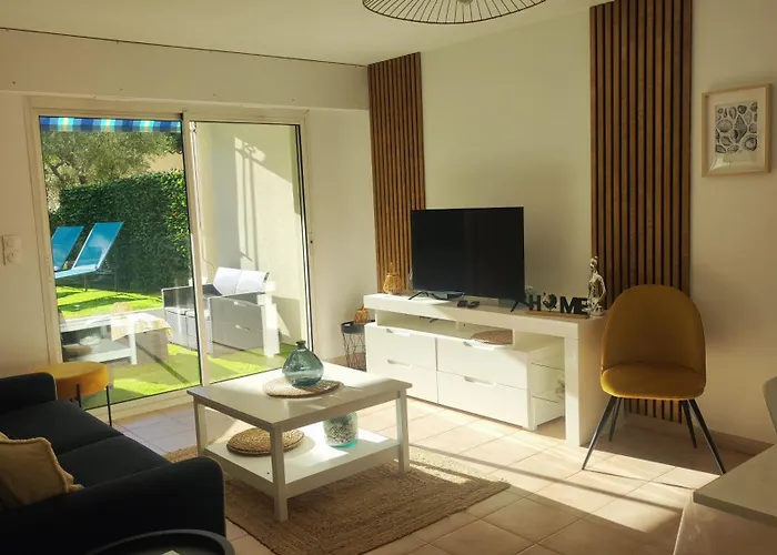 Apartment T2 Meuble A 300m De La