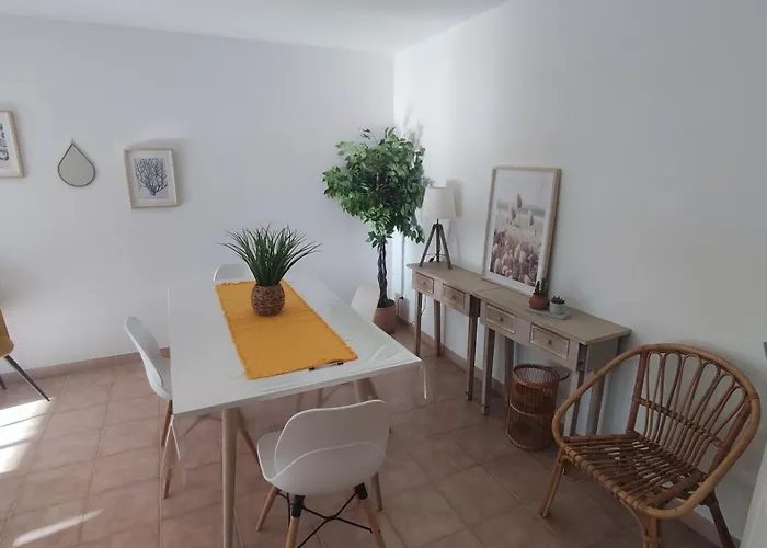 T2 Meuble A 300m De La *